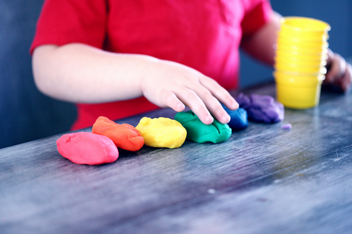Milí rodičia, vitajte na mieste, kde sa dozviete viac informácií o behaviorálnych intervenciách pre deti s autizmom či rizikovým vývinom